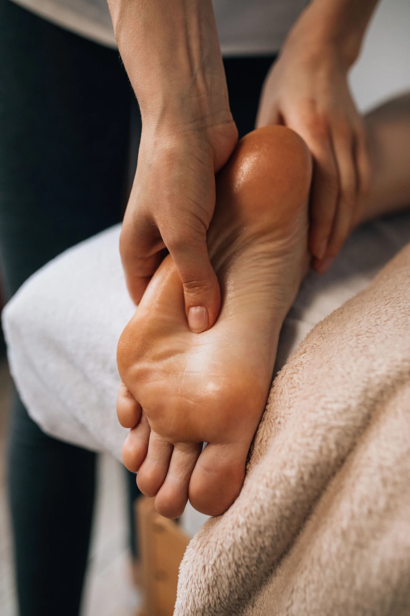 Massage détente des pieds